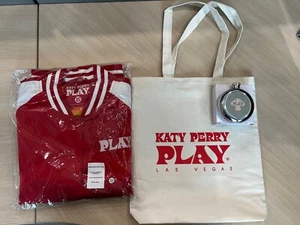 Katy Perry Play Las Vegas Bomberjacke Gr. XS + Tragetasche und Flachmann Konvolut - Bild 1 von 4