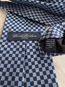 Brooks Brothers Scacchi Geometrico Seta Tessuto in Inghilterra Blu Made in USA - Foto 1 di 5