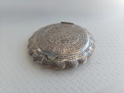 Ancien Poudrier En Argent - Photo 1/4