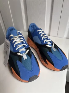 Adidas Yeezy Boost 700 Bright Blue Men’s Size 10 - Picture 1 of 7