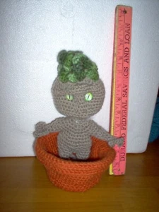 New hand crochet Mandrake in a pot - Picture 1 of 3