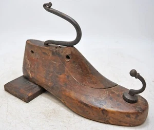 Vintage Wooden Wall Décor Shoe Design Hook Hanger Original Old Hand Crafted - Picture 1 of 7