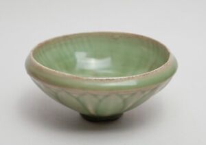 Old Chinese Shipwreck Longquan Porcelain Lotus Bowl