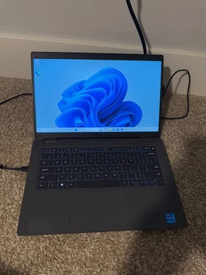 DELL LATITUDE 3440 14" HD 13TH I5-1335U 256GB SSD 8GB W11P Garantía Activa Foto 1 de 4