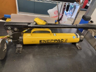 Used Enerpac P39 Hydraulic Hand Pump w/ 2 Heads 10,000 Psi Cylinder Hose Gauge - Image 1 of 4