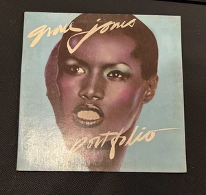 Grace Jones Portfolio 1977 LP Original VINYL Gatefold Album Island Records - Bild 1 von 6
