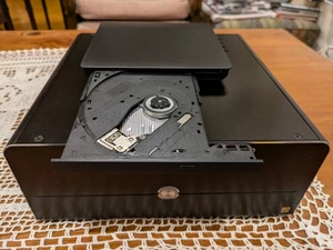 1TB ROON ROCK CD Ripper Intel NUC-style Music Server Audiophile Hi Res Fanless - Picture 1 of 7