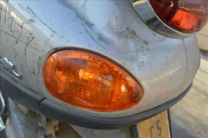 PILOTO INTERMITENTE TRASERO IZQUIERDO para PIAGGIO VESPA 50 2001 69660 - Imagen 1 de 3