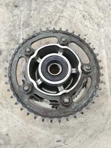MOZZO RUOTA POSTERIORE PER HONDA VTR 1000 F DAL 1997 AL 2005 (e47964) - Picture 1 of 3