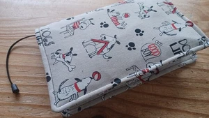 Buchhülle, Buchumschlag Etui, Einband  -   Hundeleben - Bild 1 von 4