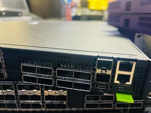 EdgeCore AS7326-56X-O-AC-F AS7326-56X 48-Port 25GbE + 8-Port 100GbE switch - Picture 1 of 4