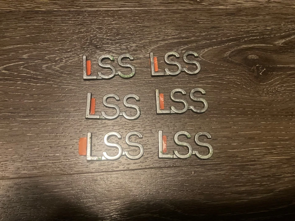 NOS OEM Oldsmobile 88 LSS Emblems 1994-1999 QTY 6 Foto 1 de 2
