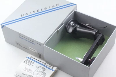 [N MINT Box] Hasselblad Flashgun Bracket Left Hand Grip 45073 for 500CM  JAPAN - Image 1 of 4