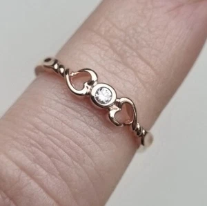 Anillo Lovespoons de diamantes Clogau con sello de oro amarillo rosa de 9 quilates 1,5 g N 1/2 - Imagen 1 de 10
