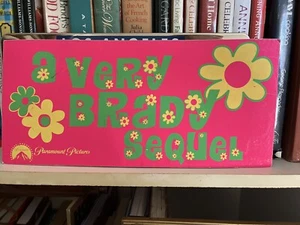 RARE! A very Brady sequel original show plaque in good condition! - Picture 1 of 1