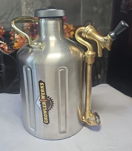 GrowlerWerks UKeg 128 Unzen unter Druck stehender Edelstahl Kohlensäure Bier Growler - Bild 1 von 12