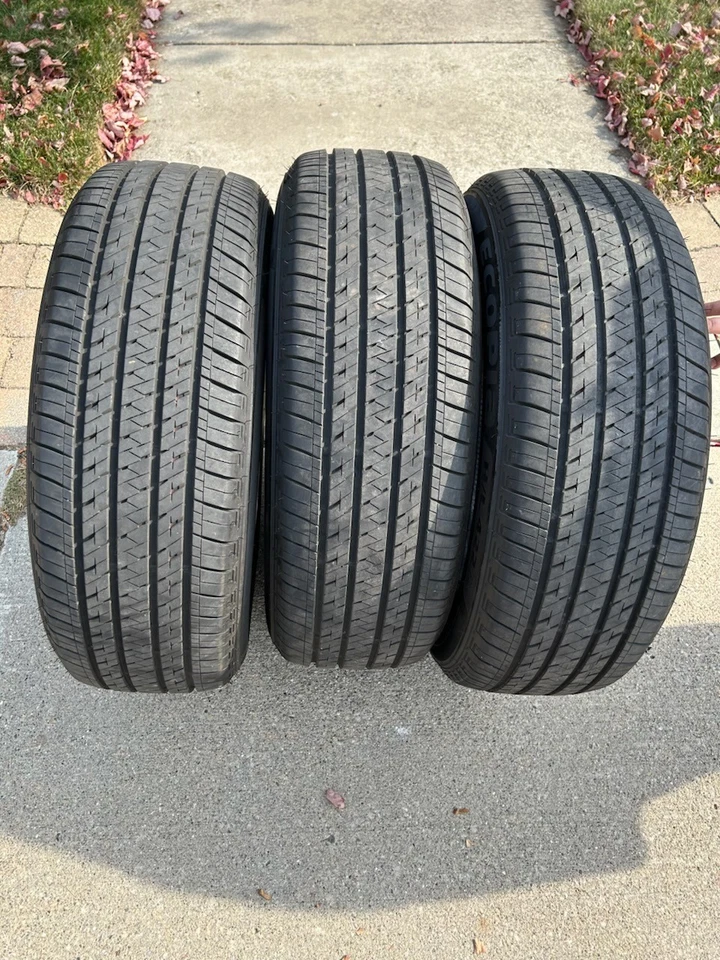 Bridgestone Ecopia HL 422 Plus 235/60R18 Tire - 3 Tires - Image 1 of 3