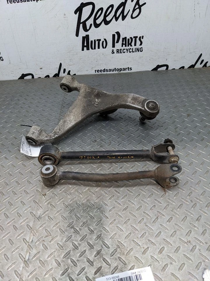 2003-2006 Nissan 350Z oem RH passenger side rear suspension control arms 1154561 - Image 1 of 4