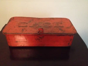 VINTAGE ORIGINAL KOFFER TRAKTORGERÄT PRESSSTAHL WERKZEUGKASTEN GEPRÄGTE BUCHSTABEN - Bild 1 von 10