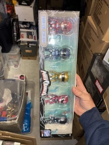 Power Rangers Action Vinyls Collectible Action Figures by The Loyal Subjects  - Bild 1 von 6