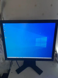 EIZO RadiForce R22 54 cm (21.3 inch) class Color LCD Monitor - Picture 1 of 7