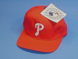 CAPPELLO BERRETTO BASEBALL PHILLIES VINTAGE ORIGINALE MERCHANDISE ~ MAI USATO CON ETICHETTA - Foto 1 di 8
