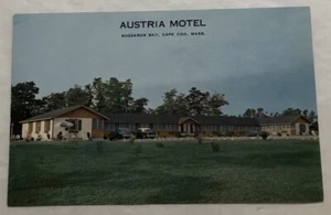 Austria Motel Buzzards Bay, Cape Cod, Mass. Postcard (T2) - Picture 1 of 2