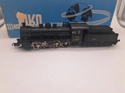 PIKO 5/6316 SNCF 040 0 90 Black Livery, Tender 16 C 124 - Image 1 of 4