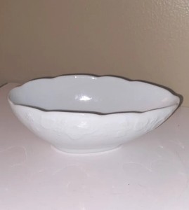 Dansk Ivy White Porcelain Avocado Bowl