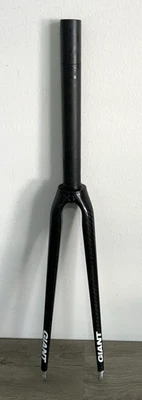 HORQUILLA DE CARBONO TCR GIGANTE 700C 1 1/8 PULGADAS DIRECCIÓN 238 MM LONGITUD SIN ROSCA 352 GRAMOS Foto 1 de 4