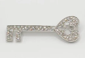 Vintage durchsichtige Strass Herz Kleeblatt Skelett Schlüssel Brosche Anstecknadel - Bild 1 von 4