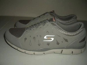 T11 Women Size 11 Skechers Gray Slip On Athletic Shoes Air Cooled Memory Foam - Picture 1 of 5