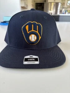 Mens Milwaukee Brewers Hat Cap New With Tags One Size Fits all Snapback Flat - Picture 1 of 4