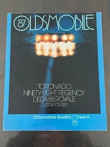 Brochure de vente Oldsmobile 1987 Delta 88 Royale Toronado Regency Custom Cruiser - Photo 1/4