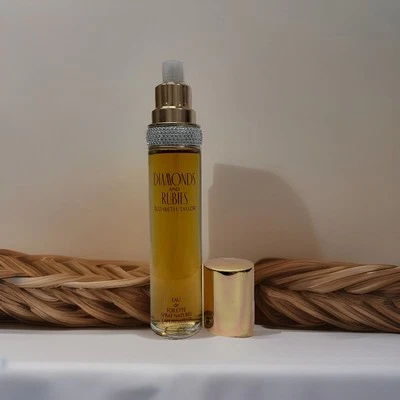 Elizabeth Taylor Diamantes y Rubíes Eau de Toilette Spray para Mujer 1.7 fl. oz Foto 1 de 3