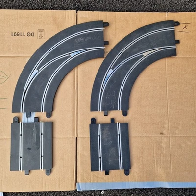 Scalextric C7008: 2x pista de curva de cambio de carril digital para diestros, hacia adentro. Foto 1 de 2