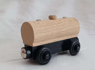 Подлинный Learning Curve Деревянный Поезд Thomas & Friends Неокрашенный Танкер - Изображение 1 из 4