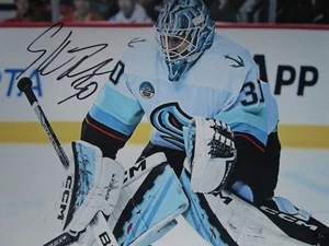 Ales Stezka SIGNED 8X10 MATTE PHOTO SEATTLE KRAKEN (C) - Picture 1 of 2