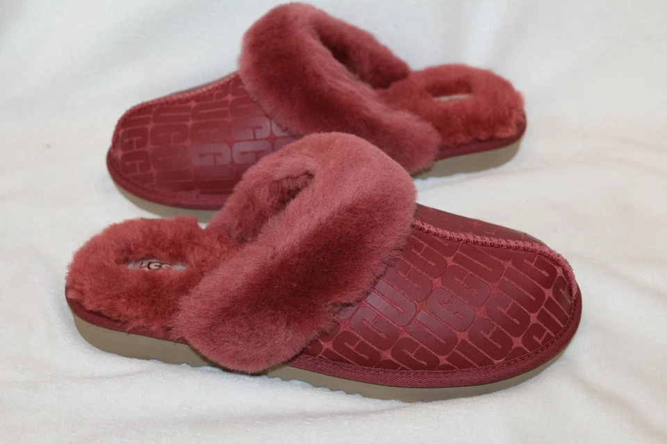 NIB UGG Metallic Cozy Shearling Logo Slippers YOUTH 5 FITS WOMENS 6.5-7 Redwood - Image 1 of 4