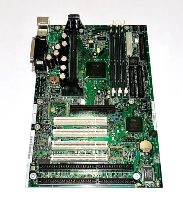 Intel MP440BX Slot 1 Mainboard i440BX + Pentium II 400MHz - Bild 1 von 4