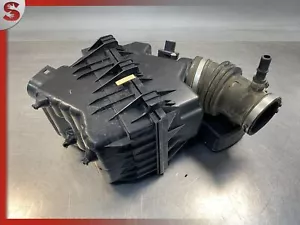 2010-12 Ford Fusion Air Box Assembly 2.5L ONLY OEM AE5Z9600E - Picture 1 of 7