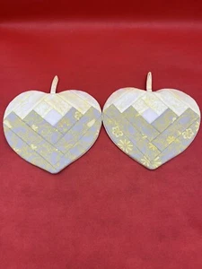 2 Handmade Amish Pot Holders Heart Shape Farmhouse Kitchen Yellow Gray Paisley - Picture 1 of 3