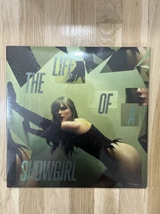 Taylor Swift The Life Of A Showgirl: Shiny Bug Wintergreen Onyx Marbled Vinyl - Picture 1 of 4