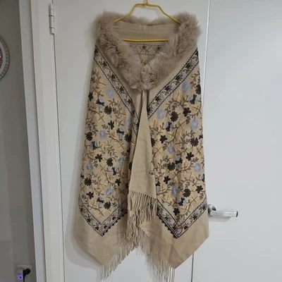 Embroidered Beige Fox Fur Stole Shawl - Image 1 of 4