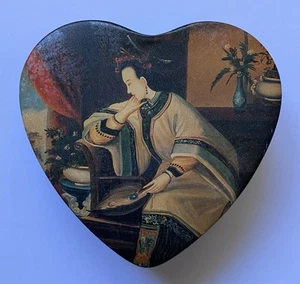 LOVELY VINTAGE 1980s GIANNA HEART SHAPED ALAN CHAN TIN STORAGE BOX ORIENTAL LADY - Picture 1 of 5
