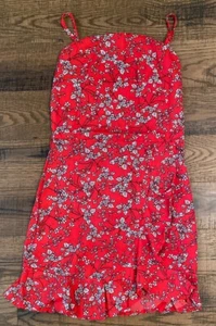 Rotes geblümtes Minikleid Spaghettiträger Wickeloptik Bindeband Rüschen NEU - Bild 1 von 2