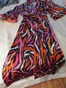 NWT!! DVF @ Target Diane Von Furstenberg Long Satin Disco Zebra Pink Robe XS - Picture 1 of 12
