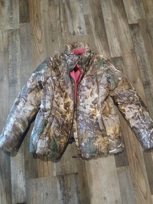 Women's Realtree Camo Puffer Jacket  Large 42-44 - Image 1 of 4