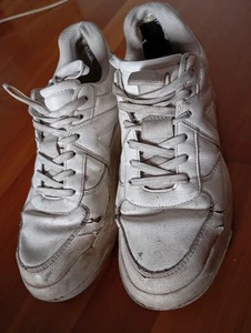 Sneaker Größe 39, stark abgenutzt, für Sammler und Liebhaber - Bild 1 von 6