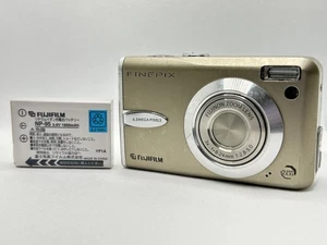 [Excellent] Fujifilm FinePix F30 Compact Digital Camera 6.3MP Silver From Japan - Picture 1 of 22